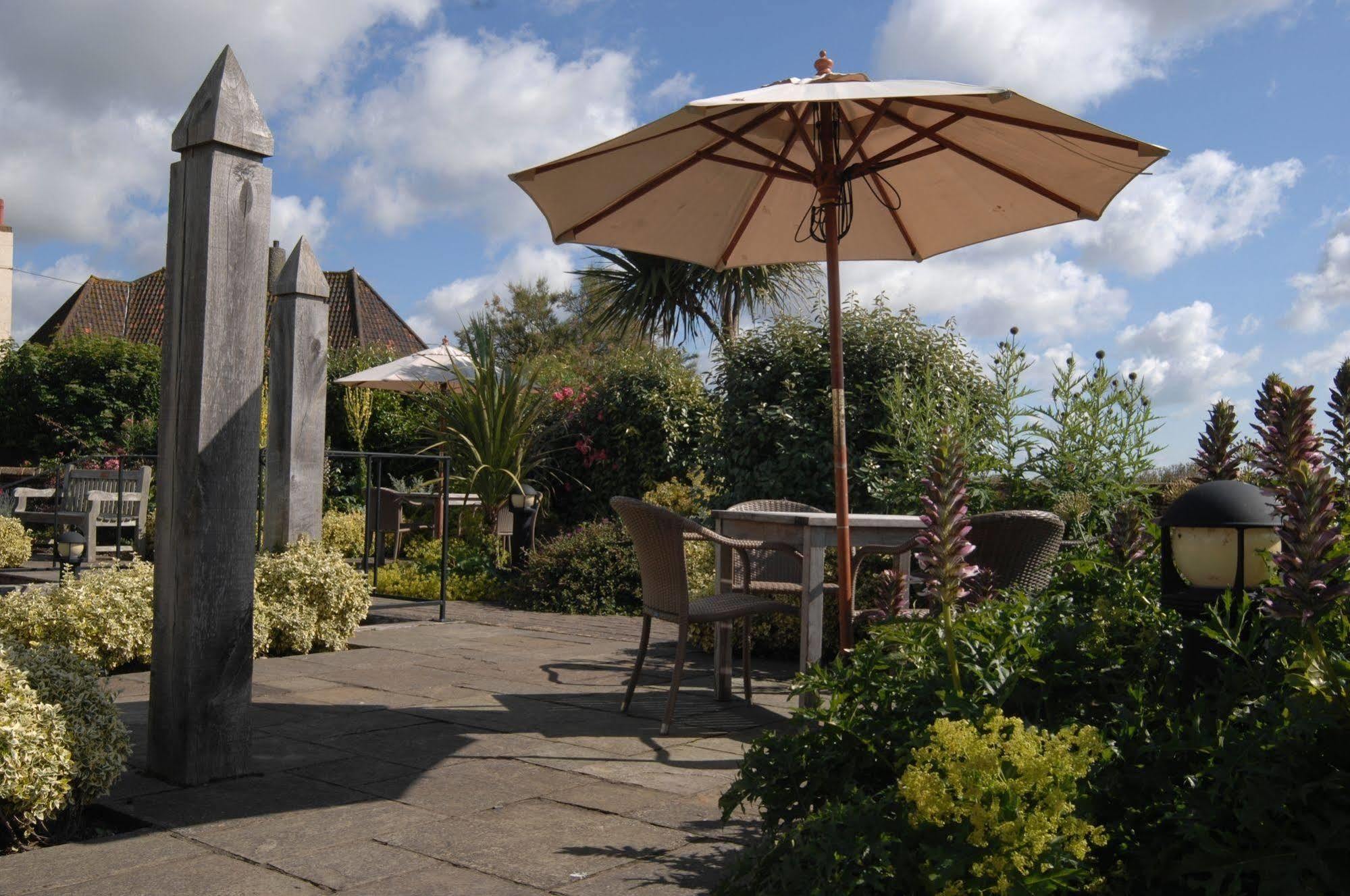 Wentworth Hotel Aldeburgh Buitenkant foto